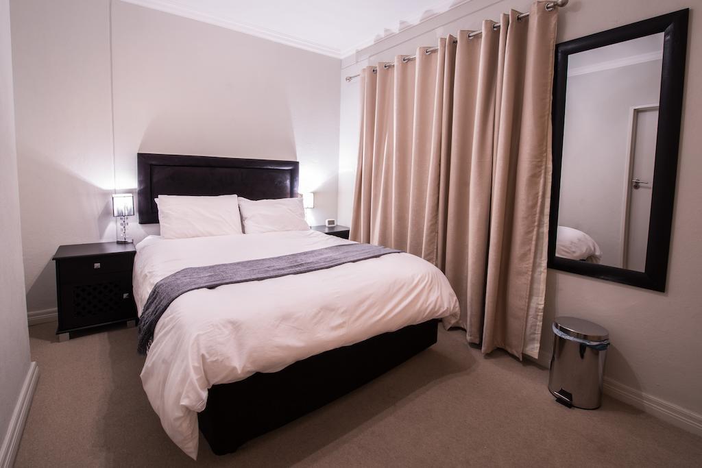 יוהנסבורג Prestige Apartments Sandton At Westpoint חדר תמונה