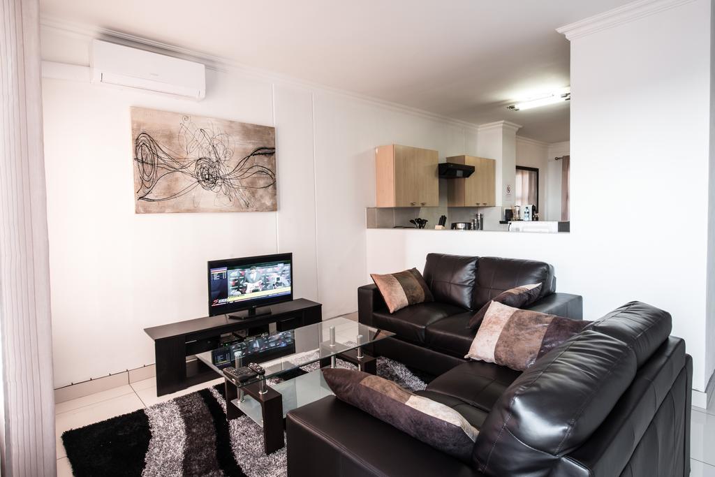 יוהנסבורג Prestige Apartments Sandton At Westpoint מראה חיצוני תמונה