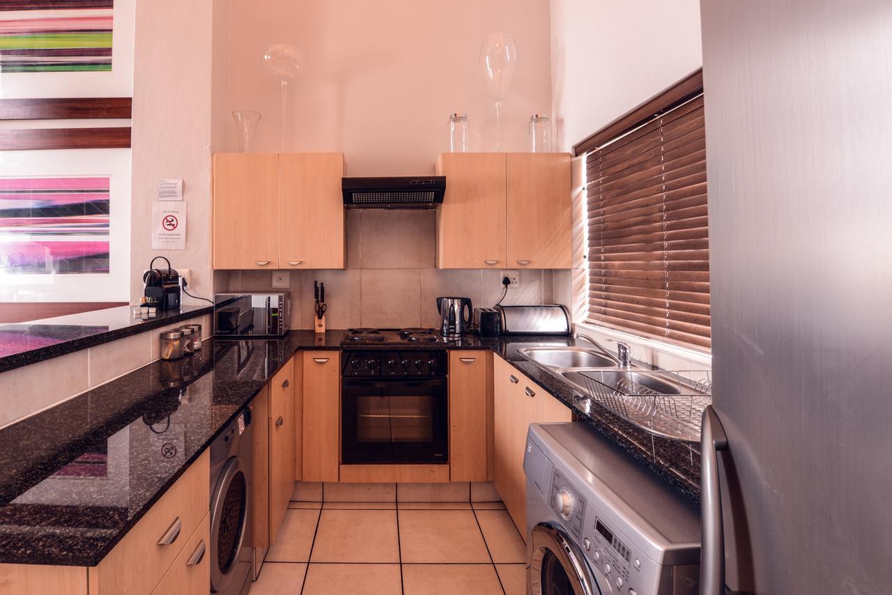 יוהנסבורג Prestige Apartments Sandton At Westpoint מראה חיצוני תמונה